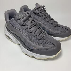 Nike Air Max 95 LE GS Size 6Y Gunsmoke 310830-012 Shoes Sneakers
